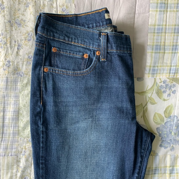 Levi’s - Picture 2 of 3